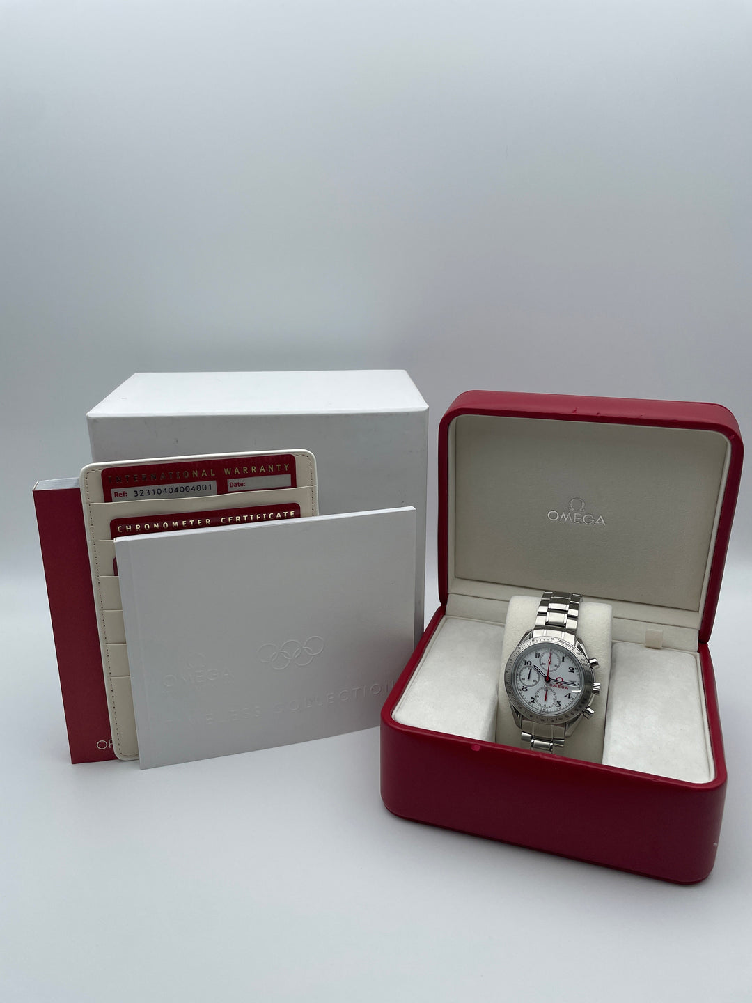 オメガ スピードマスター デイト クロノグラフ 40mm オリンピックコレクション