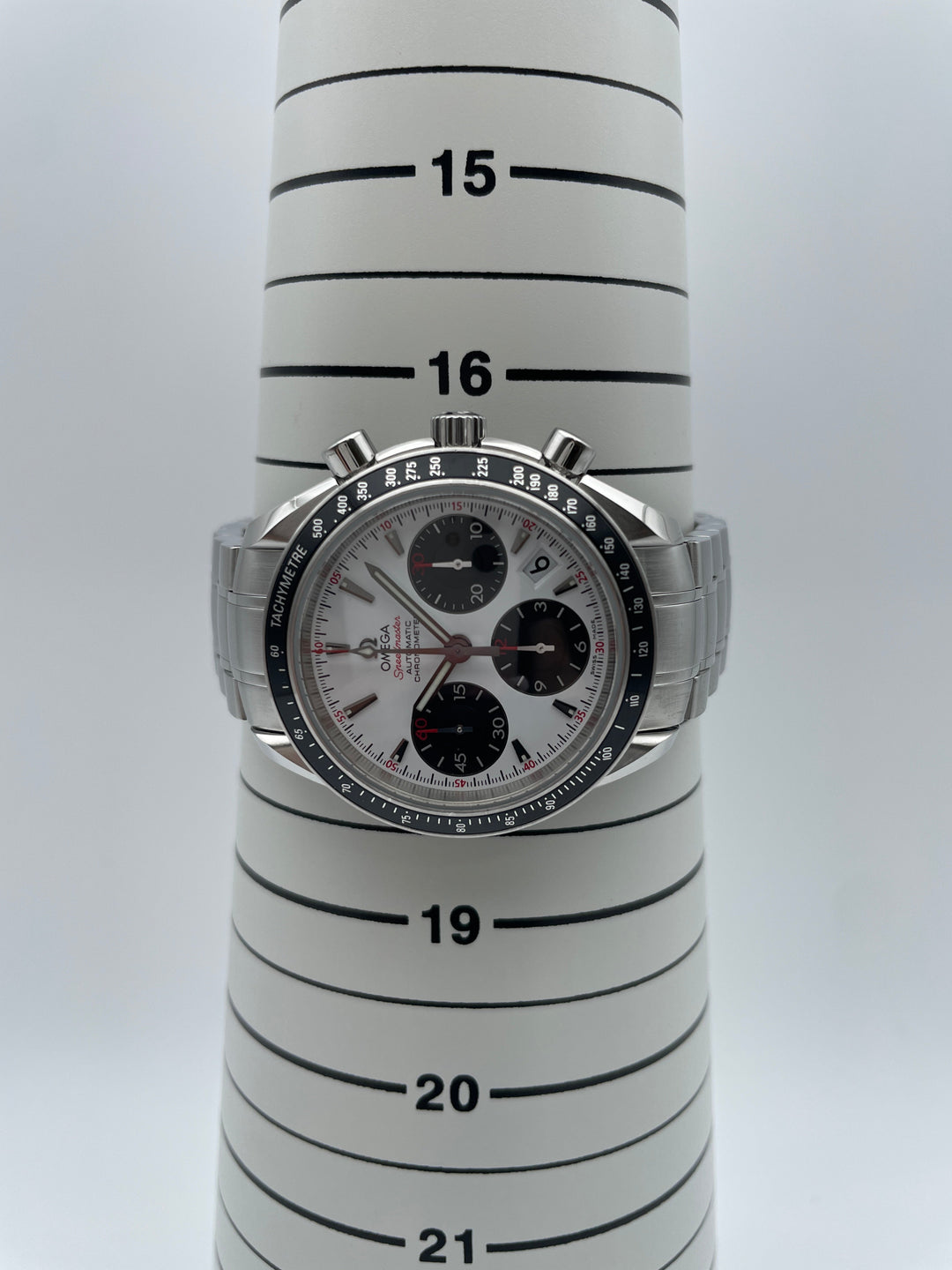 オメガ　スピードマスター デイト Speedmaster Date / Day‑Date