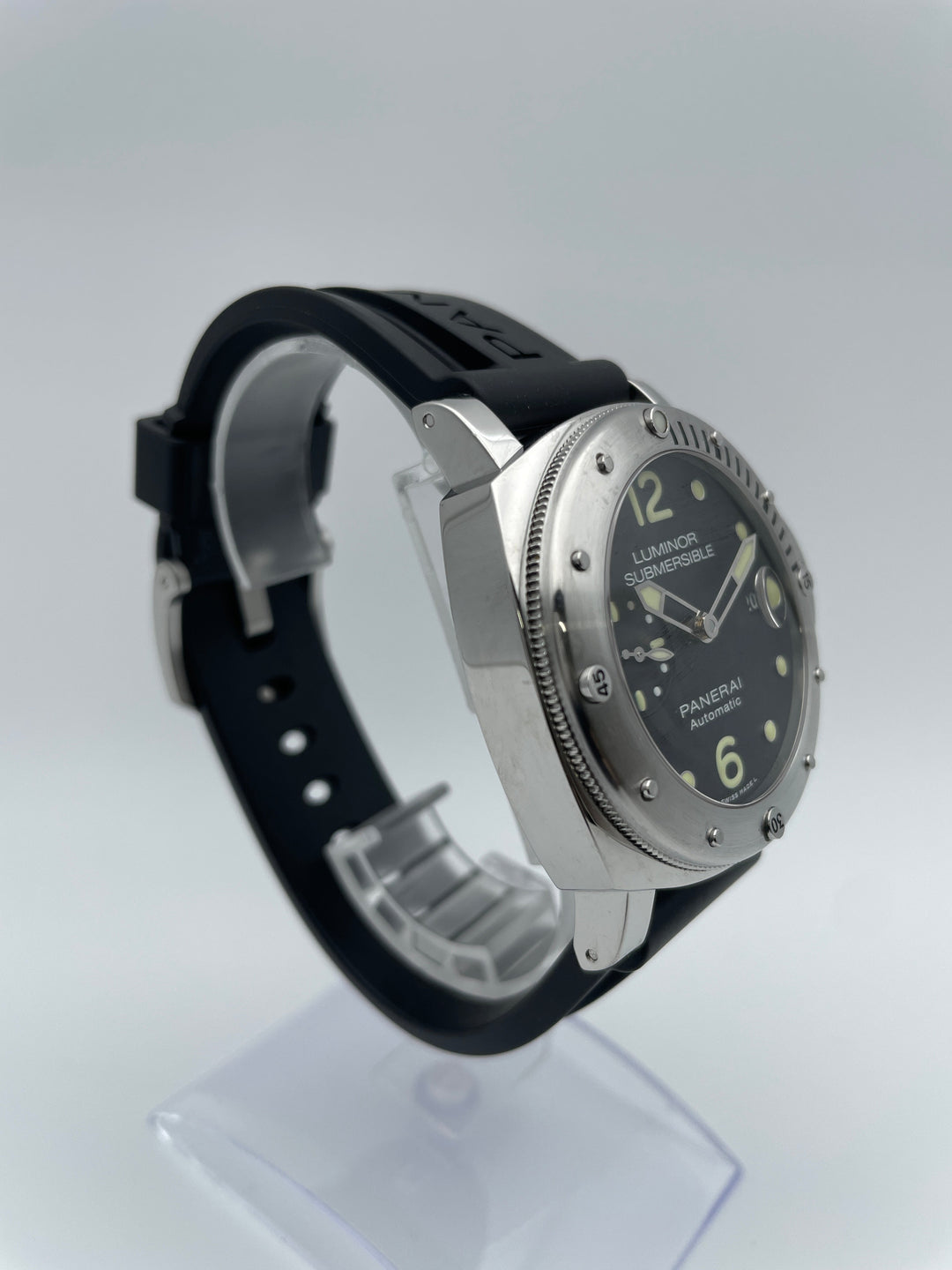 パネライ　ルミノール サブマーシブル