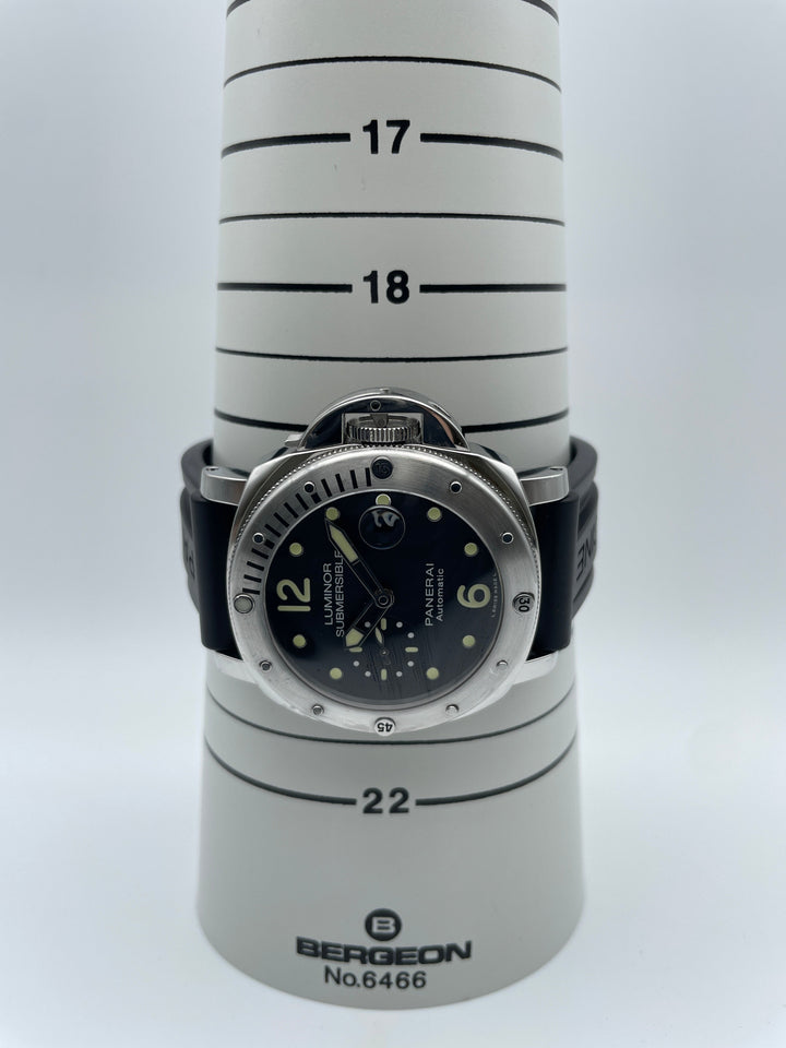 パネライ　ルミノール サブマーシブル