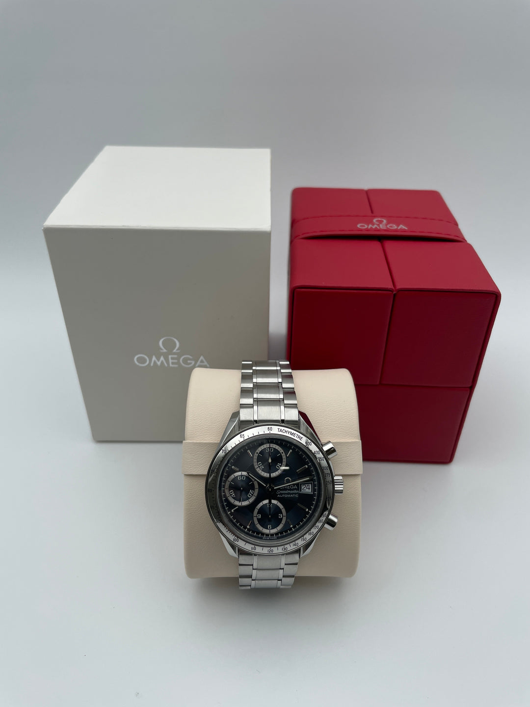 オメガ スピードマスター デイト 日本限定