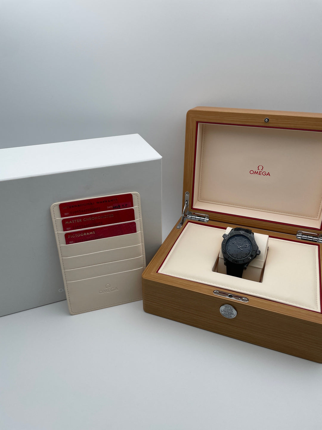 シーマスター　ダイバー300M　Seamaster Diver 300M